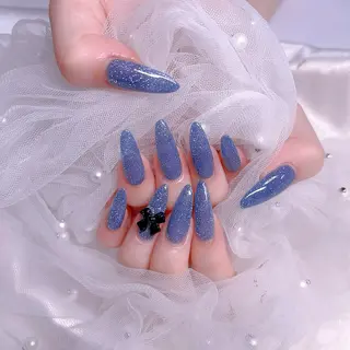 ネイル UMI ネイルサロン新宿🎀のネイルデザイン