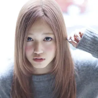 ロング カラー 井坂 和博のヘアスタイル