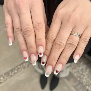 ネイル JILL 河内花園店所属・yuna ⭐︎のネイルデザイン