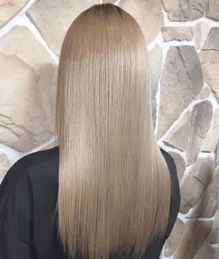 ロング 韓国風 レイヤーカットのヘアスタイル