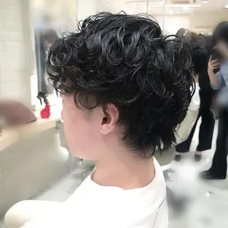 メンズ パーマ 渡辺 愛枝/艶カラー🩵のヘアスタイル