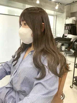 ミディアム カラー ヘアアレンジ 🌷FUKA🌷 まろやかハイトーンのヘアスタイル