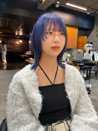 セミロング カラー haco＋所属・圧倒的デザイン力 店長🎨RENAのヘアスタイル