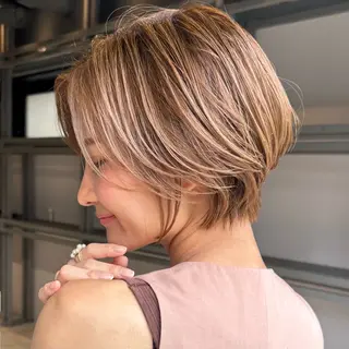 ショート また会いたくなる 美容師【KENTA】のヘアスタイル