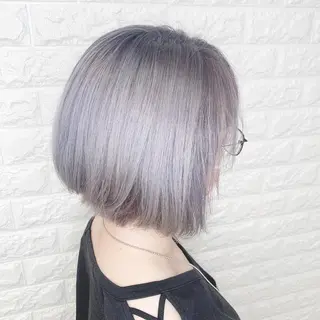 ショート カラー 福森 みずきのヘアスタイル