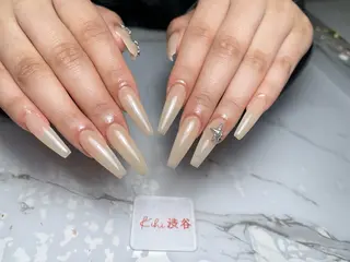 ネイル 💕鈴木ユリ パラジェル/オフ無料のネイルデザイン