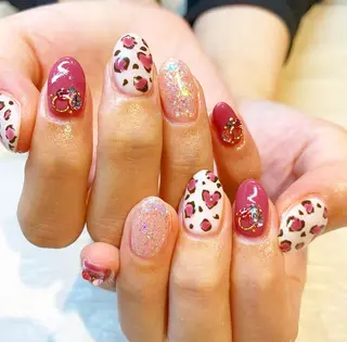 ネイル 鈴木 華乃のネイルデザイン