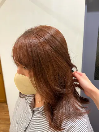 セミロング AmiLi HONOKAのヘアスタイル