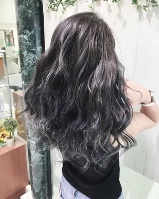 ロング カラー N° jillva ♦️川端裕司♦️のヘアスタイル