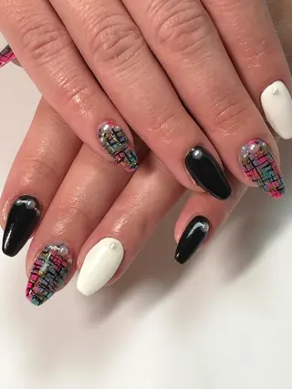 セミロング カラー ネイル CITRAtotal beautyのネイルデザイン