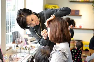 丸の内ヒルズ 今井琴恵のその他イメージ