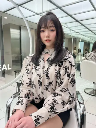 セミロング REDEAL SHIBUYA所属・maya/レイヤー カット/ミインパーマのヘアスタイル