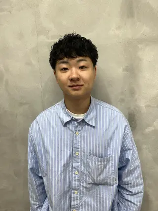 ショート パーマ メンズ 村山 豪歩のヘアスタイル