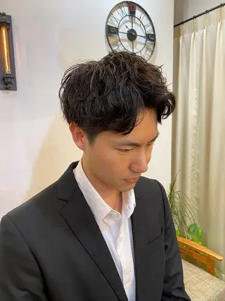 メンズ Belle銀座並木通り店所属・井手草一朗/ パーマ/ハイライト◎のヘアスタイル