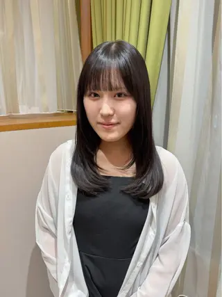 セミロング haruna🐈🎀 / Lita 4Fのヘアスタイル