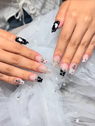 ネイル IROHA NAIL所属・IROHA NAIL 真結子のネイルデザイン