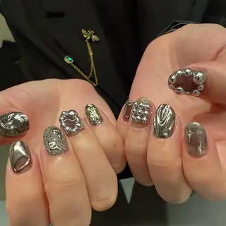 ネイル lilbondir. chiharuのネイルデザイン