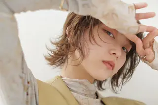 ショート カラー 森下 玲奈のヘアスタイル