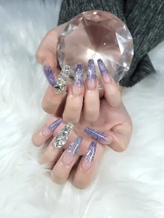 ネイル 🌺chimu🌺 予約リクエスト可能☆のネイルデザイン