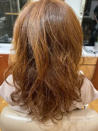 ミディアム 村中 逸紀のヘアスタイル