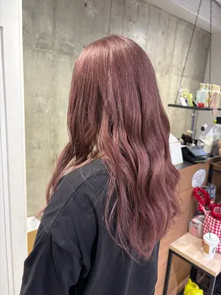 ロング ハルカ/暖色カラー/ ブリーチカラーのヘアスタイル