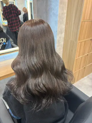 セミロング カラー グレージュ/ベージュ 透明感カラーYUTAのヘアスタイル