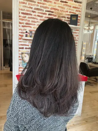 ロング カラー Crén by marie 真嘉比店所属・東恩納 誠のヘアスタイル
