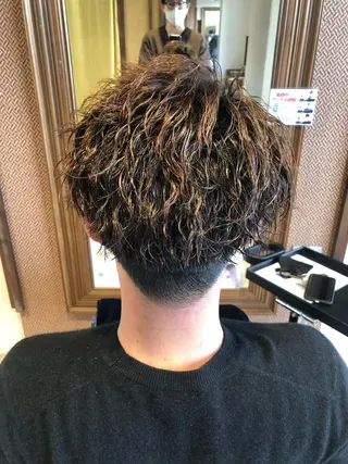 ショート パーマ メンズ パーマ/ハイトーン スパイキー/神田正紀のヘアスタイル