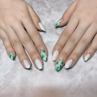 ネイル NAIL Salon IP所属・長谷川 奈緒美のネイルデザイン