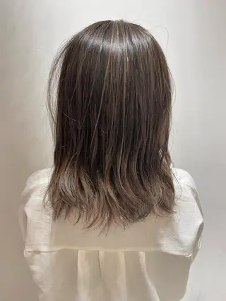 ミディアム カラー 🐺ウルフ/レイヤー 似合わせ‎🤍沙羅のヘアスタイル