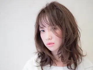 セミロング カラー 相武台ショート特化 💐川崎希💐のヘアスタイル