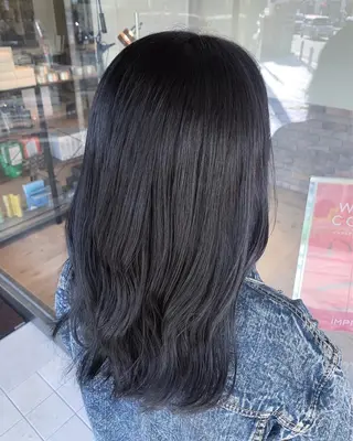 カラー 山本 鮎里のマツエク・マツパデザイン