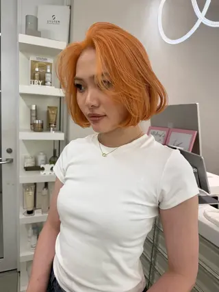 ショート ハイトーンボブ Mizuki.のヘアスタイル