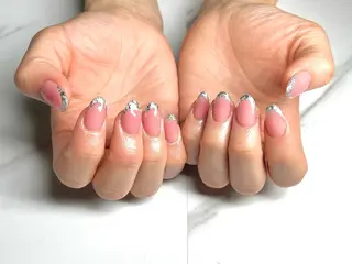 ロング ネイリスト シンのネイルデザイン