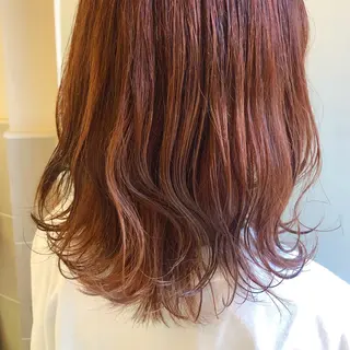 ミディアム カラー 齋藤 咲のヘアスタイル