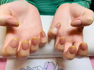 ネイル Ui_Amor (パラジェル)のネイルデザイン