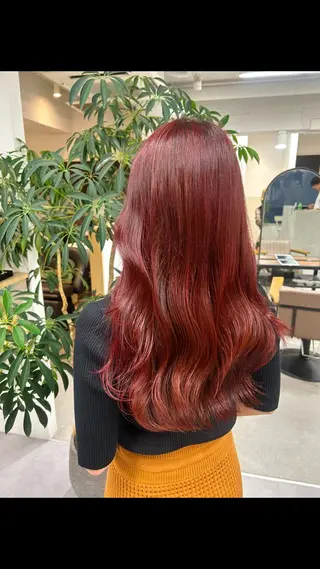 カラー 高山 アミのヘアスタイル