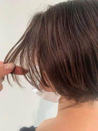 ショート 山内 愛可のヘアスタイル