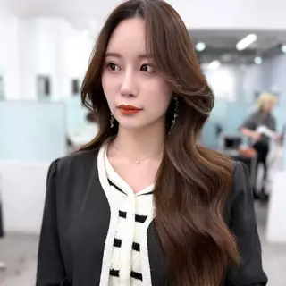 ロング nit by AHNKISM所属・韓国ヘア💎レイヤー カットYUYAのヘアスタイル