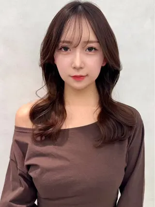 セミロング カラー レイヤー×韓国 🇰🇷鈴木啓太のヘアスタイル