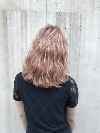 ミディアム カラー ボブ・レイヤーカット 吉敷航一のヘアスタイル