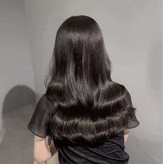 ロング シオン/艶髪カラー/ 韓国ヘアのヘアスタイル