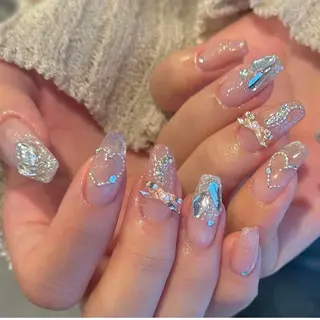 ネイル Hina 池袋 長だしチップ専門店のネイルデザイン