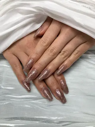 ネイル プレジール みほ🐱🎀🤍のマツエク・マツパデザイン