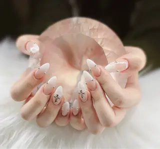 ネイル s. aiのネイルデザイン