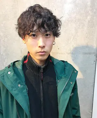 ショート パーマ メンズ cachecache所属・及川 光のヘアスタイル