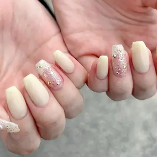 ネイル クレアラルーチェ 徳島空港店のネイルデザイン