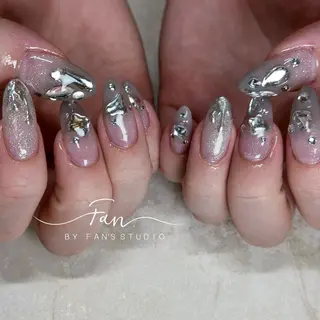 ネイル 🌻FAN'S STUDIO池袋🌻のネイルデザイン