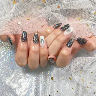 ネイル Nail Salon & MORE.のネイルデザイン
