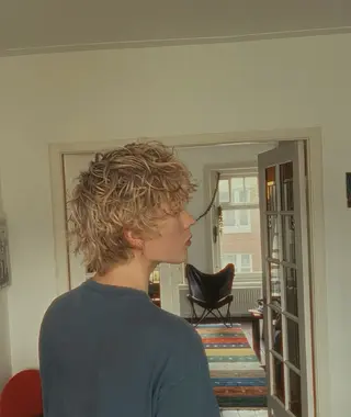 メンズ knock所属・knock　國友 華乃のヘアスタイル